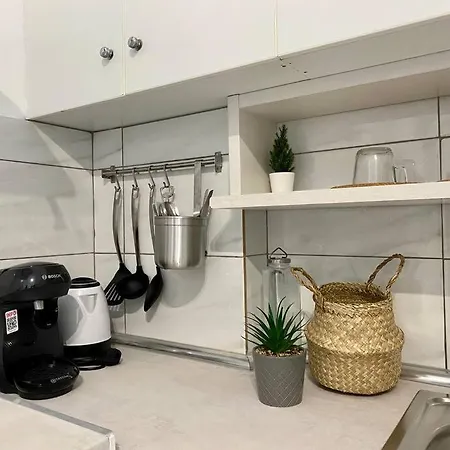 Cozy In Town, Close To The Sea - No 11